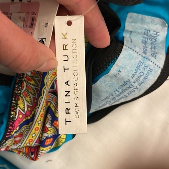 TRINA TURK BIKINI BOTTOM.  NEW - Picture 6 of 8